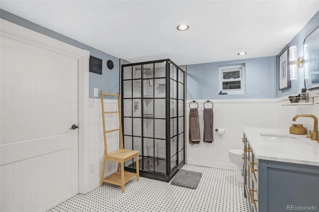 2738 Eliot Street Denver CO 80211