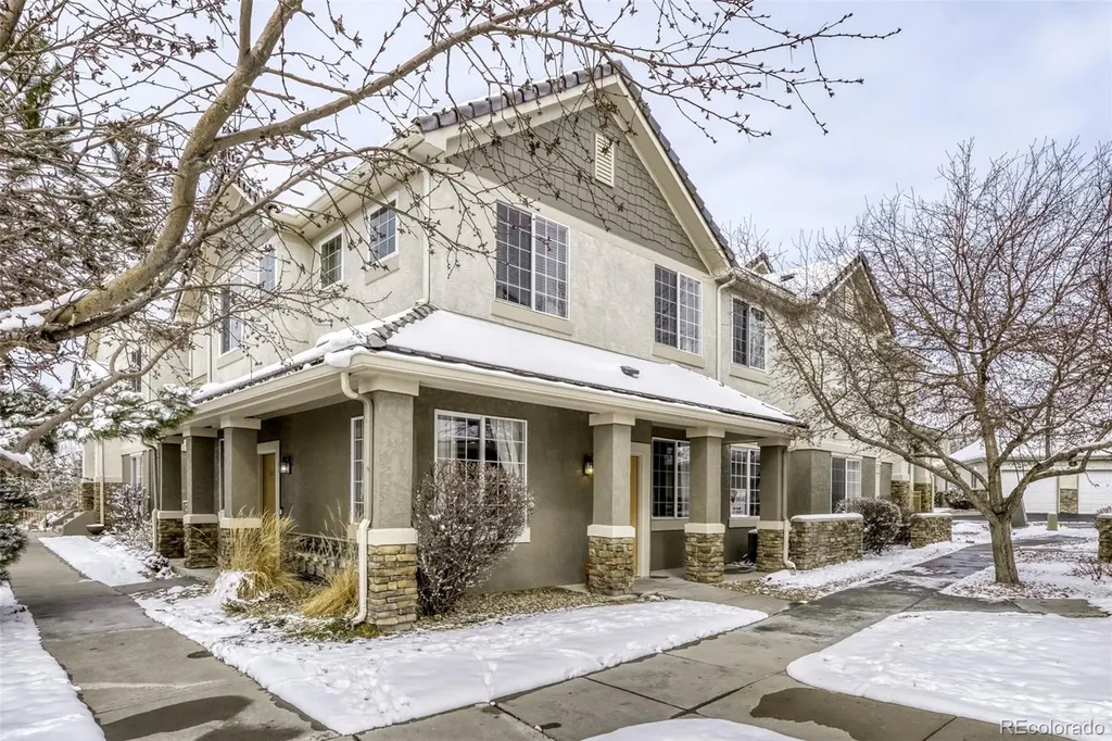 22560 E Ontario Drive Aurora CO 80016