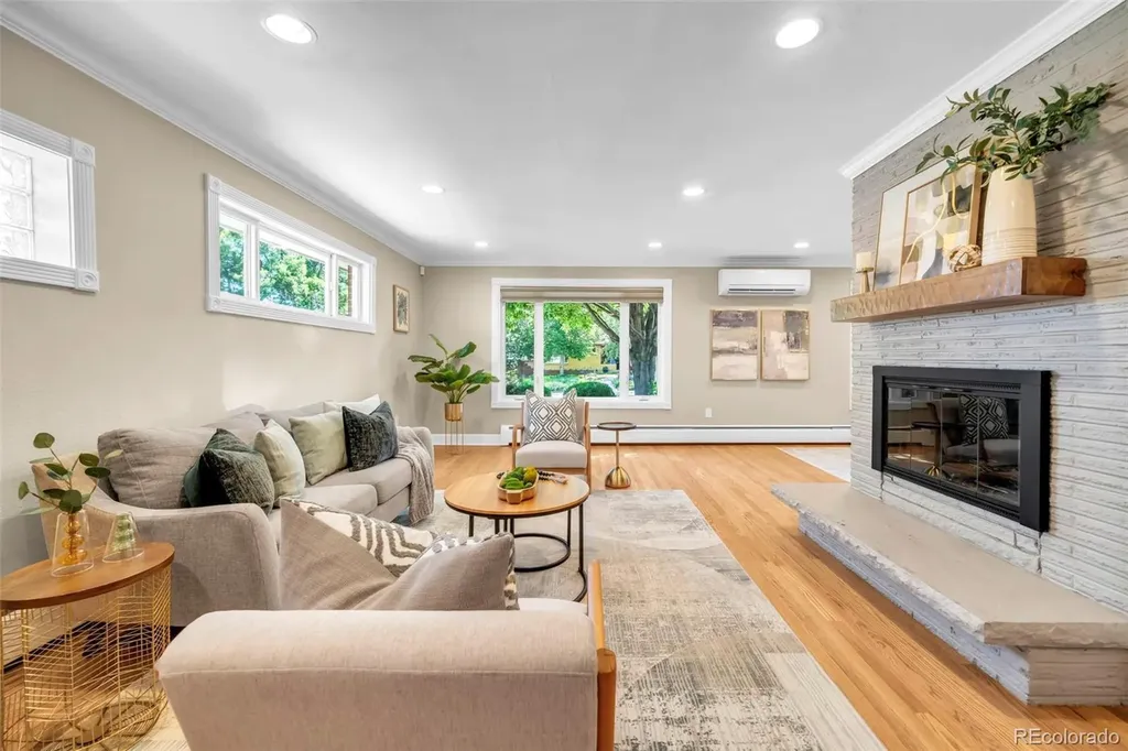 231 Hudson Street Denver CO 80220