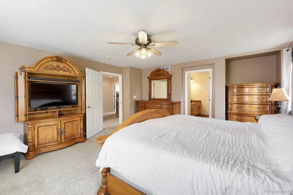 10675 Cliffrose Way Highlands Ranch CO 80130