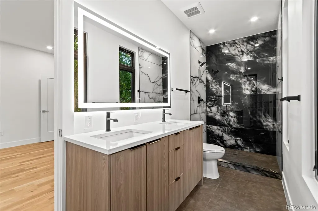 1446 Stuart Street Denver CO 80204