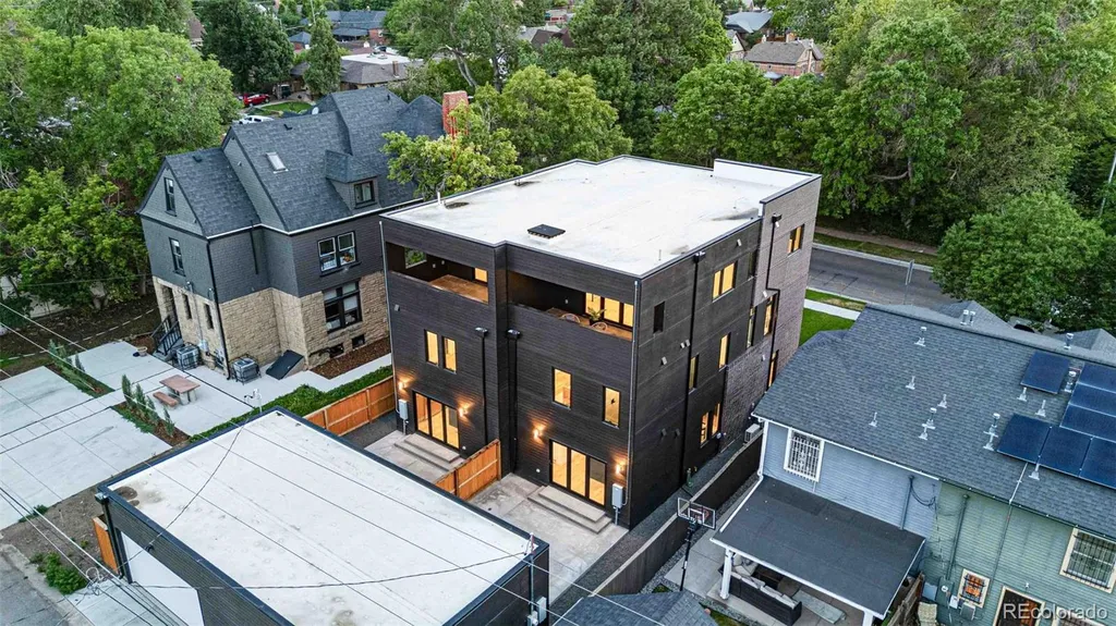 1446 Stuart Street Denver CO 80204
