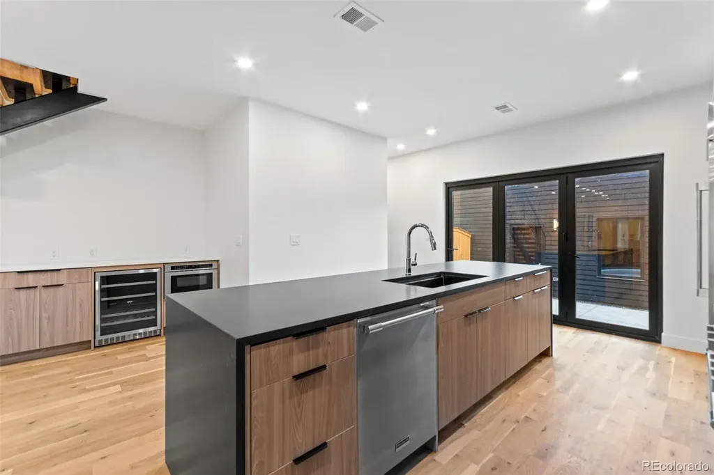 1446 Stuart Street Denver CO 80204