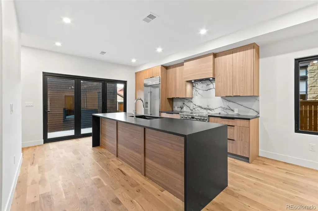 1446 Stuart Street Denver CO 80204