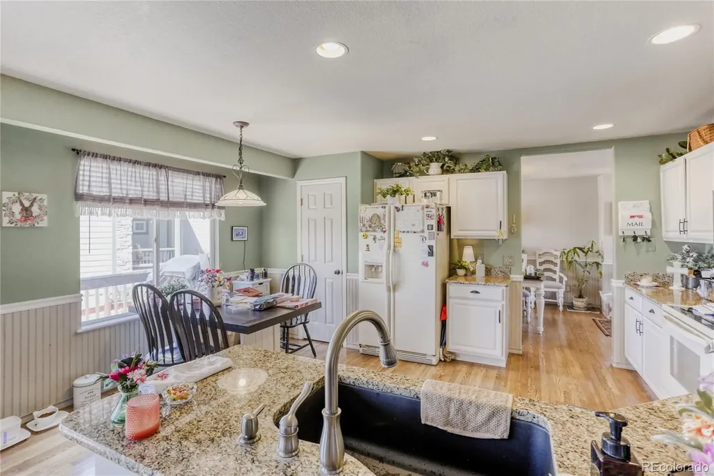 5205 S Meadow Lark Drive Castle Rock CO 80109