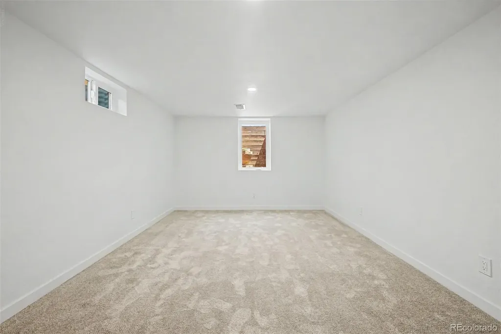 6019 S Broadway Littleton CO 80121