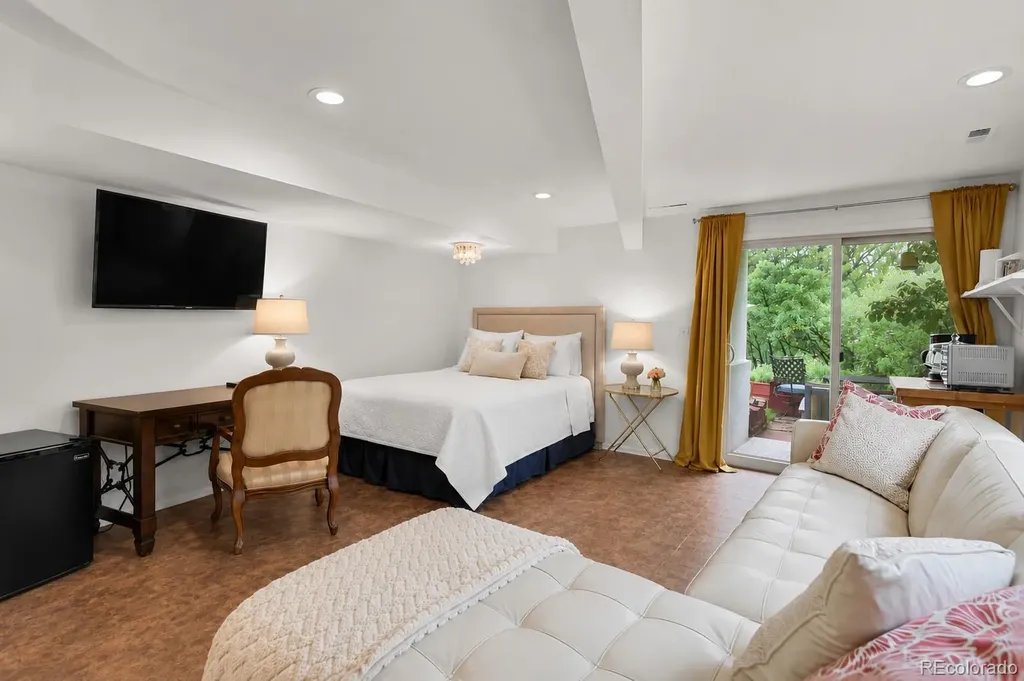 4693 Cheyenne Drive Larkspur CO 80118