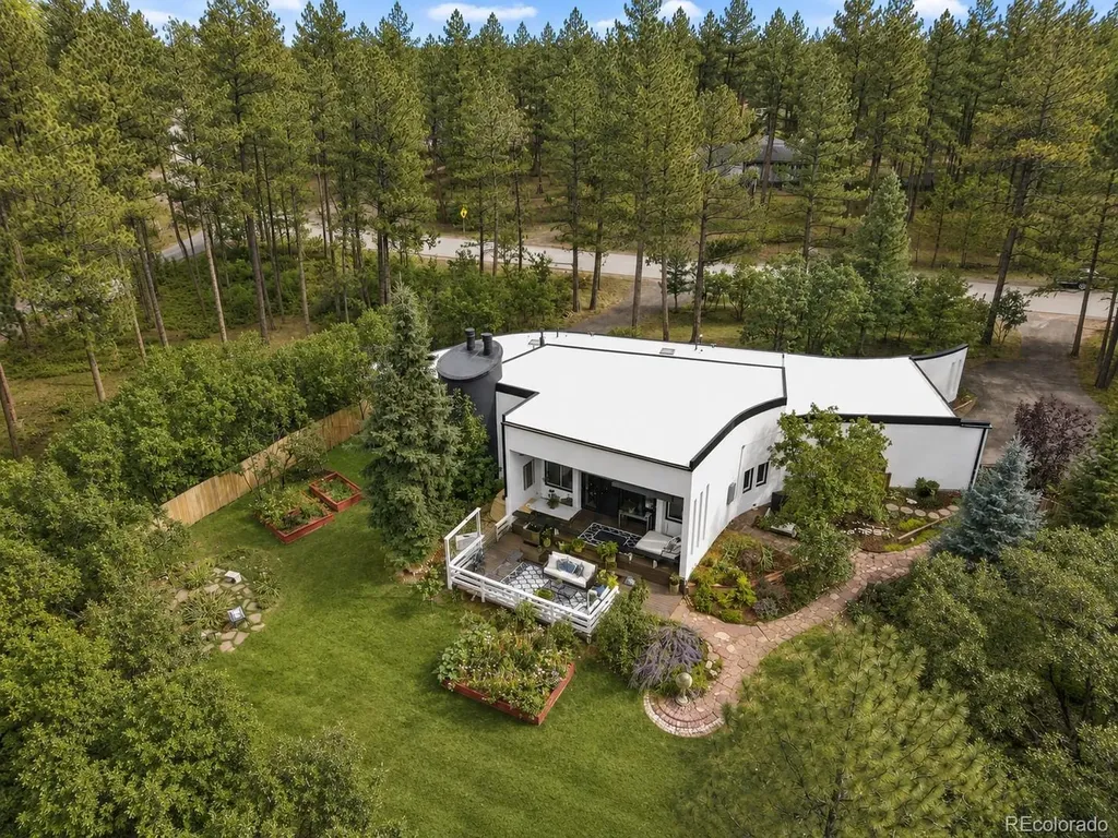 4693 Cheyenne Drive Larkspur CO 80118