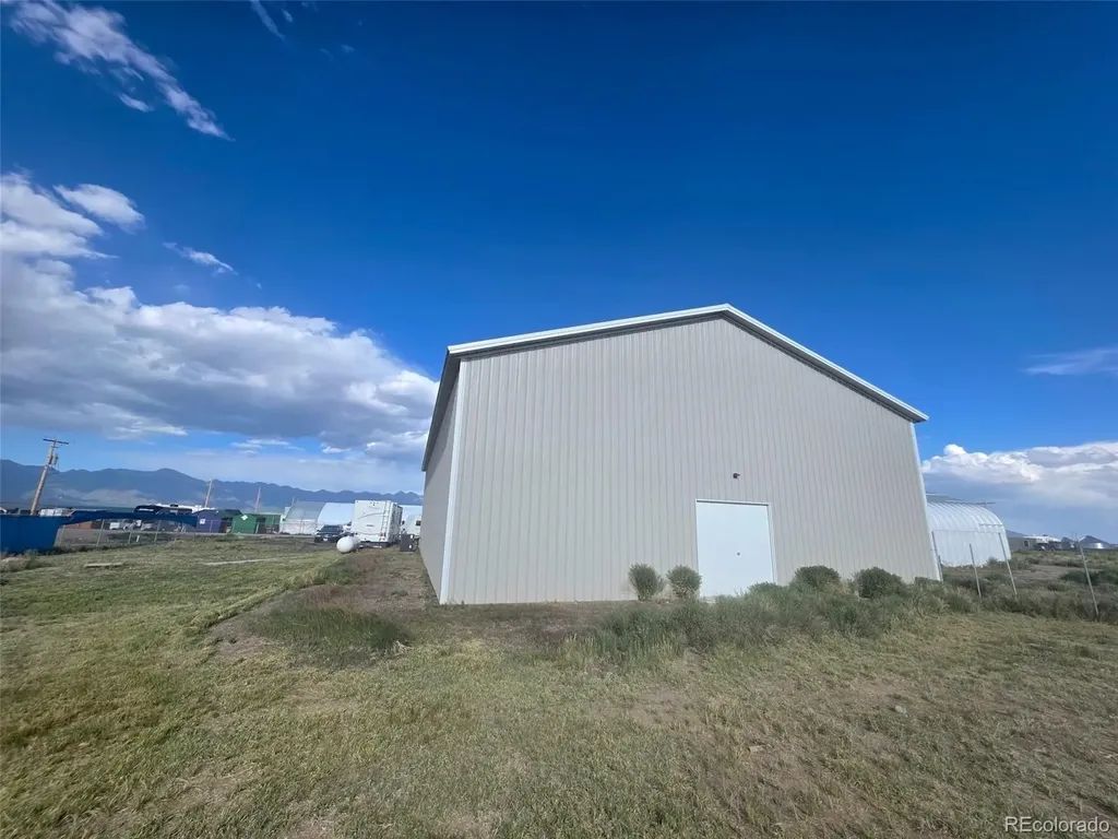 827 S Regiel Boulevard Moffat CO 81143