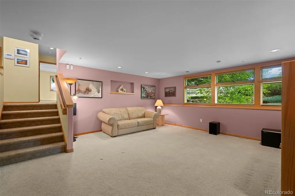 7542 Crestview Drive Niwot CO 80504