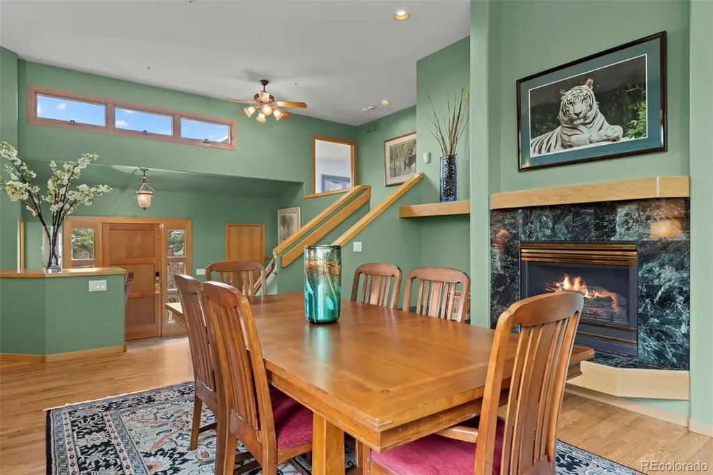 7542 Crestview Drive Niwot CO 80504