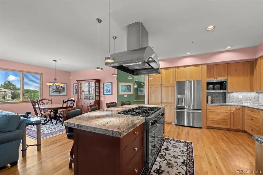 7542 Crestview Drive Niwot CO 80504
