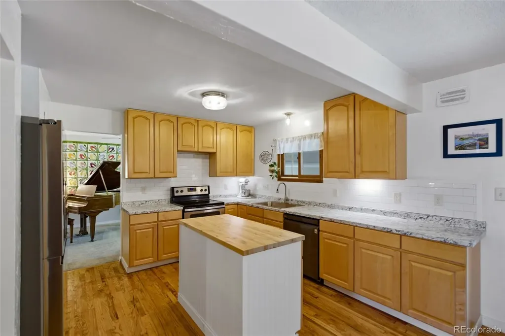 4118 W 21st Street Road Greeley CO 80634