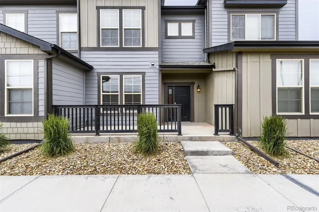 11512 Dewey Street Parker CO 80138