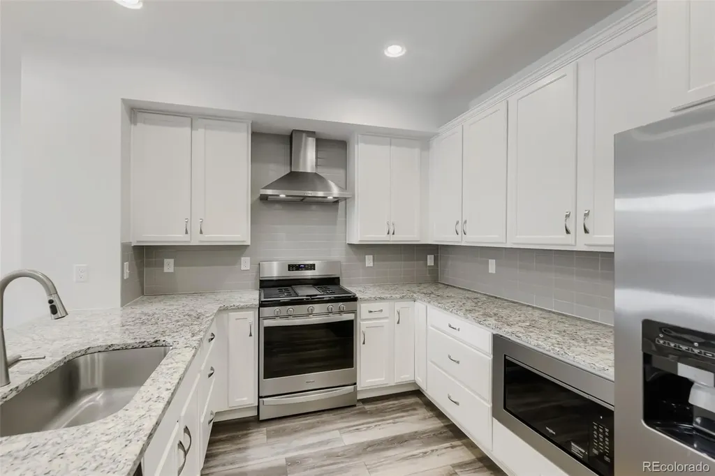 11512 Dewey Street Parker CO 80138