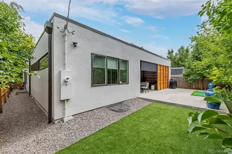 2901 S Bellaire Street Denver CO 80222