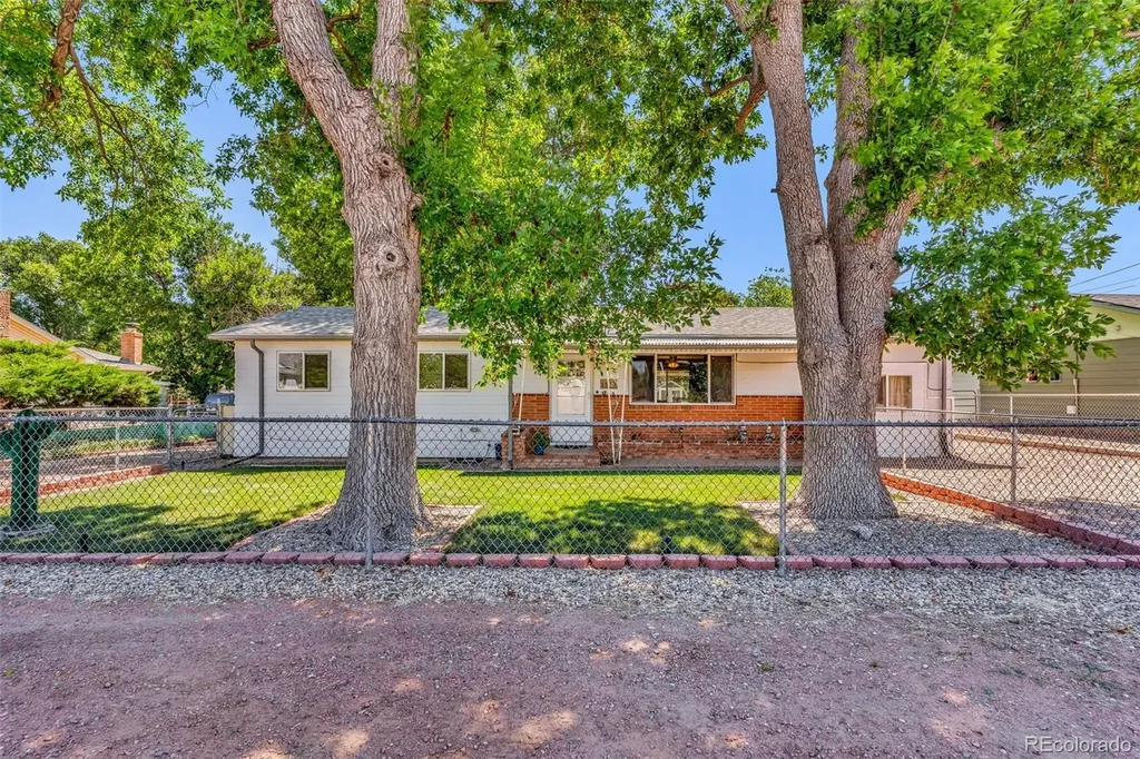 1536 Logan Street Canon City CO 81212