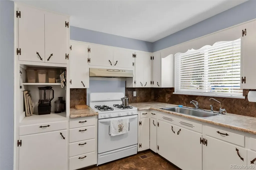 1536 Logan Street Canon City CO 81212