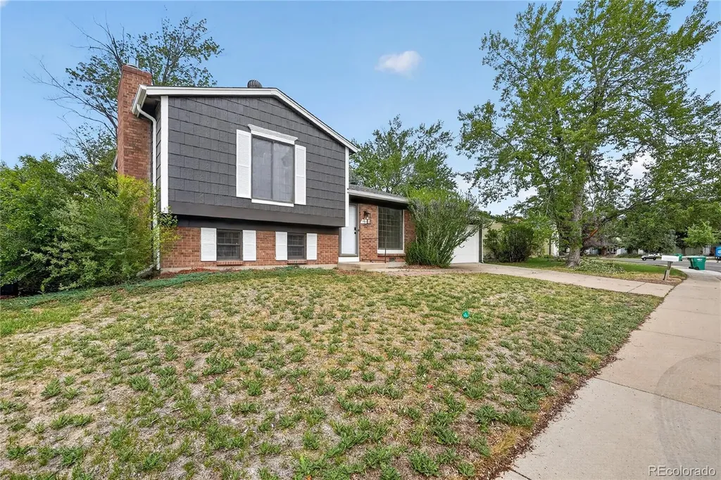 9409 Brentwood Street Broomfield CO 80021