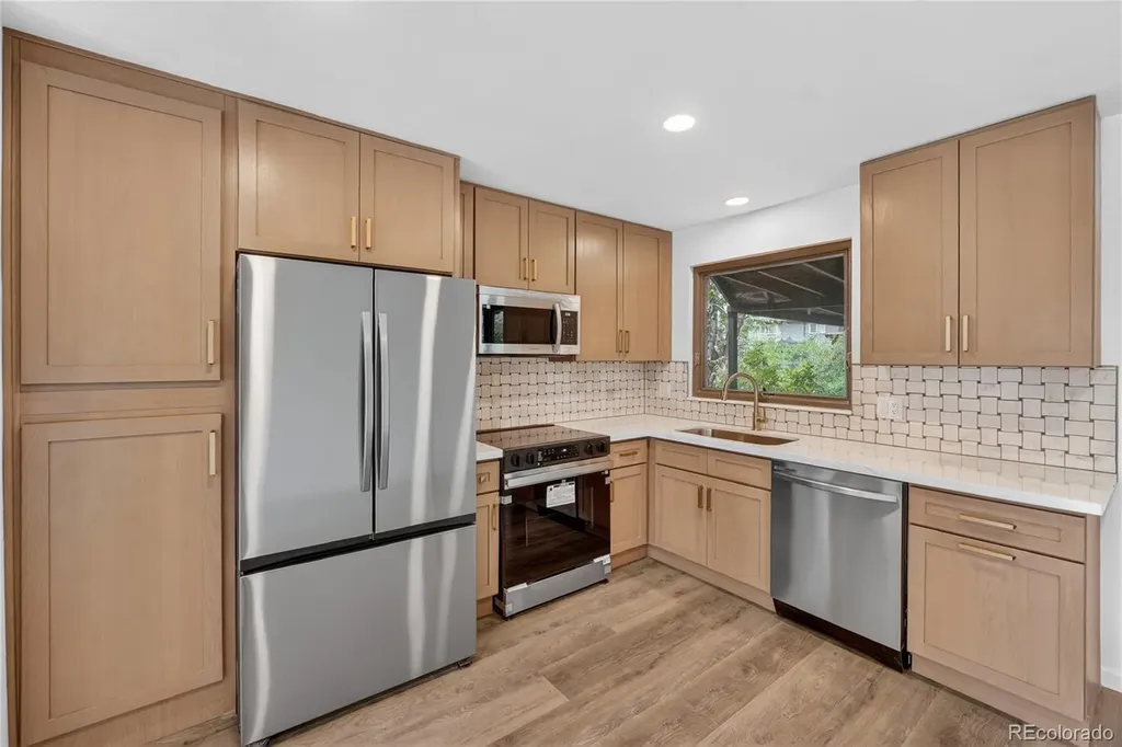 9409 Brentwood Street Broomfield CO 80021