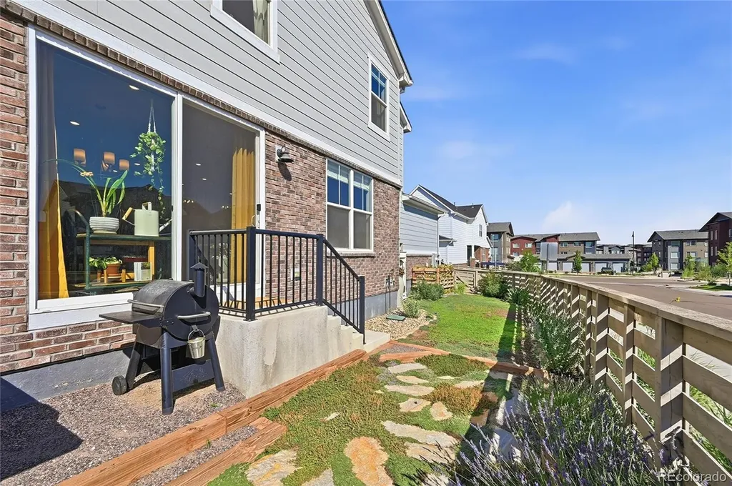 8281 Hunts Peak Street Littleton CO 80125