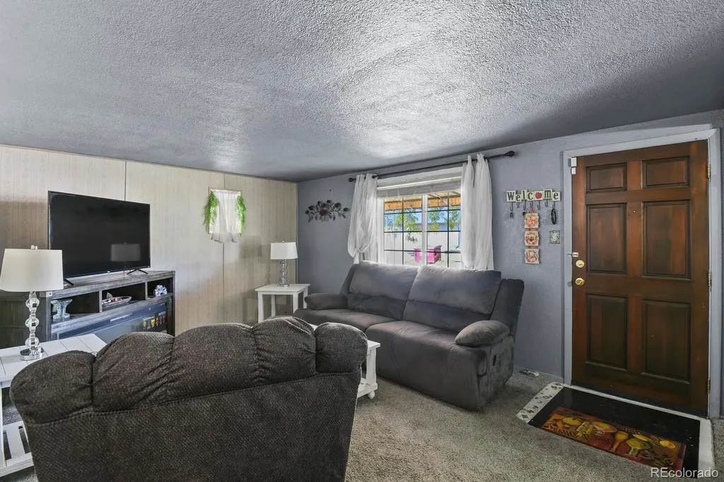 1208 Joliet Avenue Pueblo CO 81004