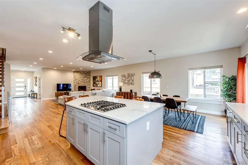 3427 W Conejos Place Denver CO 80204