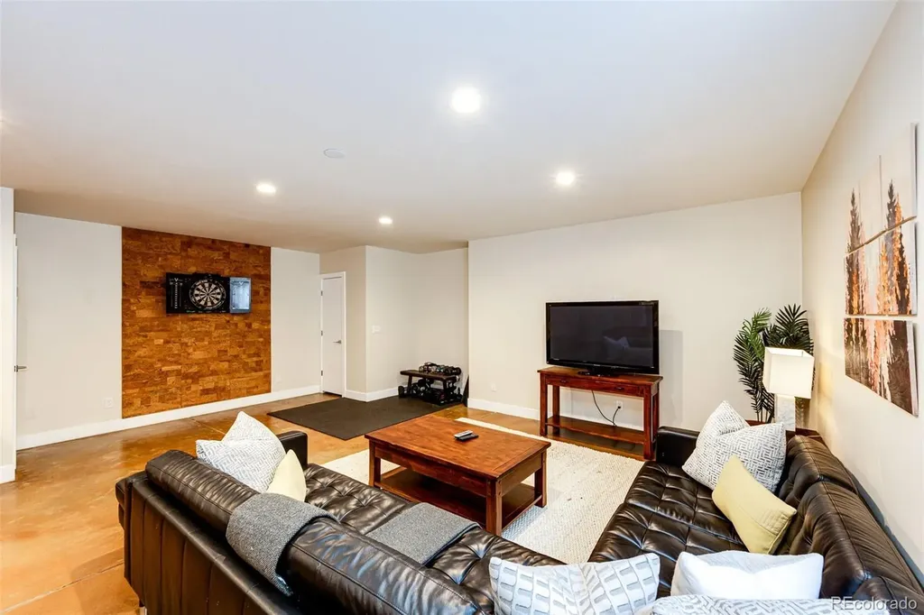 3427 W Conejos Place Denver CO 80204