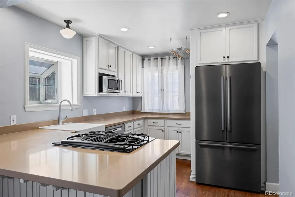 695 S Dale Court Denver CO 80219