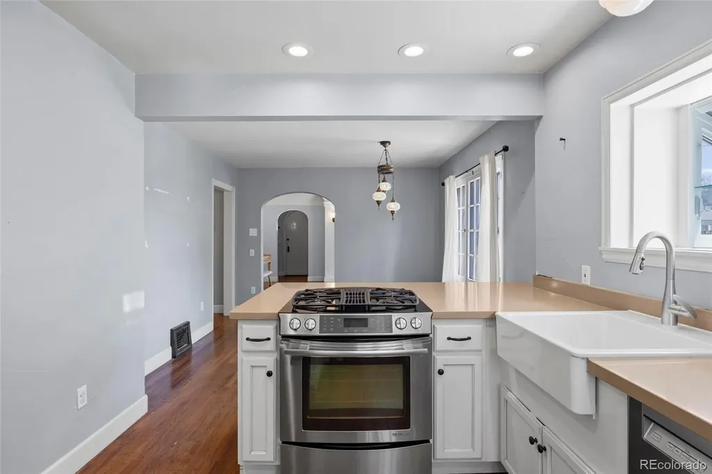 695 S Dale Court Denver CO 80219