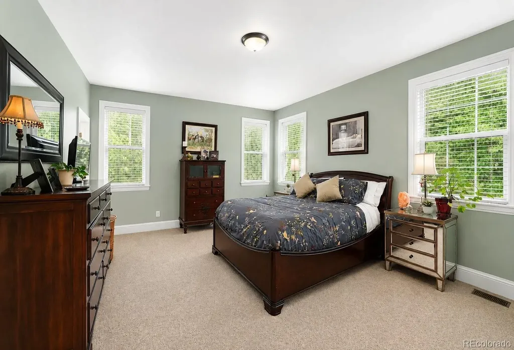 4854 Cheyenne Drive Larkspur CO 80118