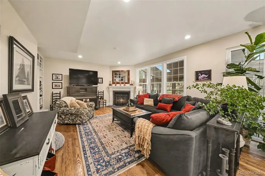 4854 Cheyenne Drive Larkspur CO 80118