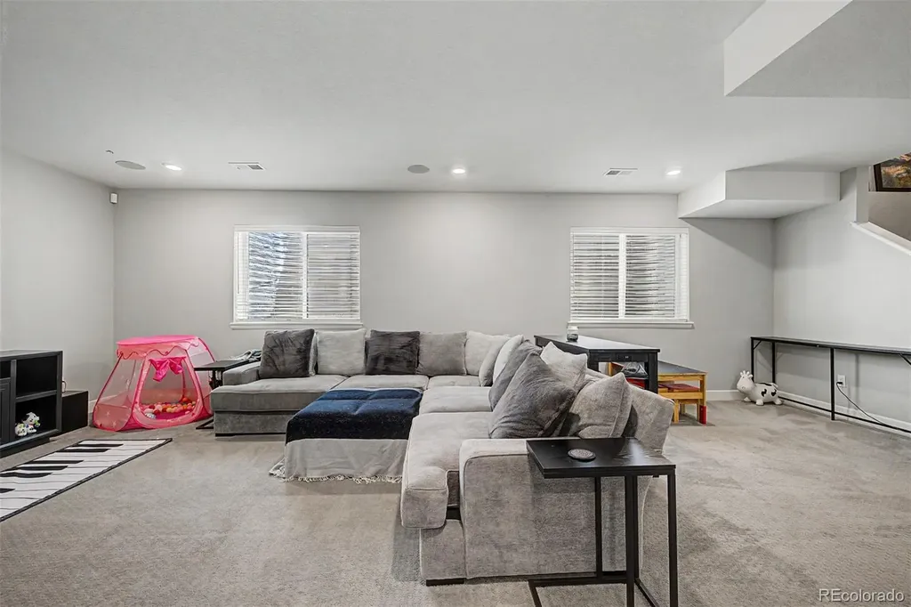 6160 N Malaya Street Aurora CO 80019