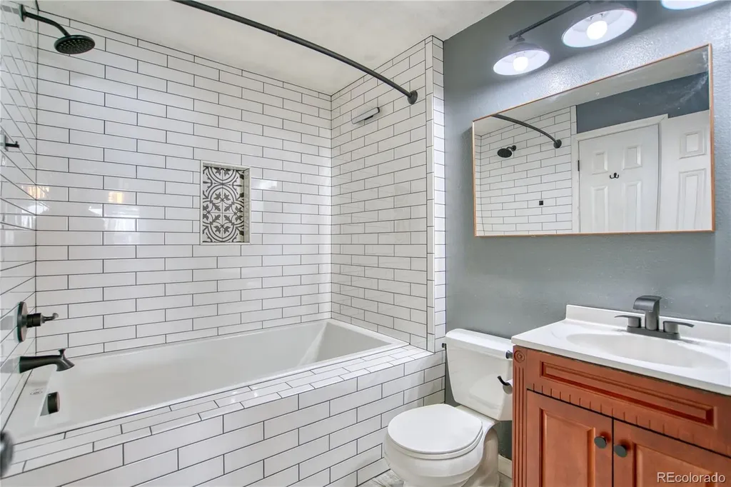 5580 W 80th Place Arvada CO 80003