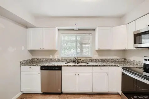 2061 S Richfield Street Aurora CO 80013