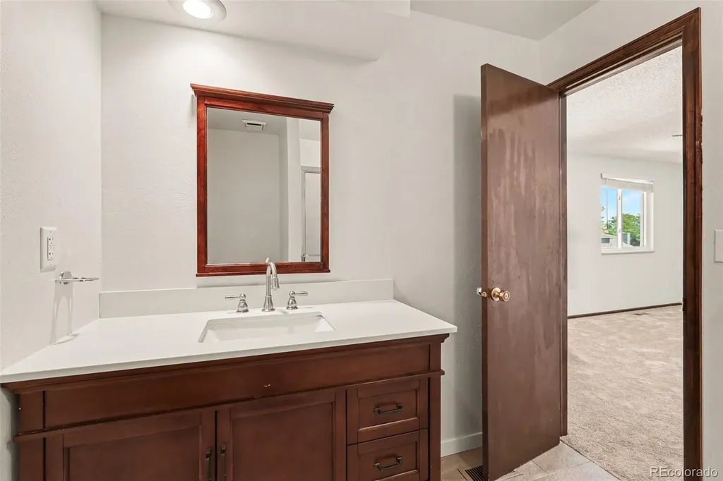 6556 S Brentwood Way Littleton CO 80123