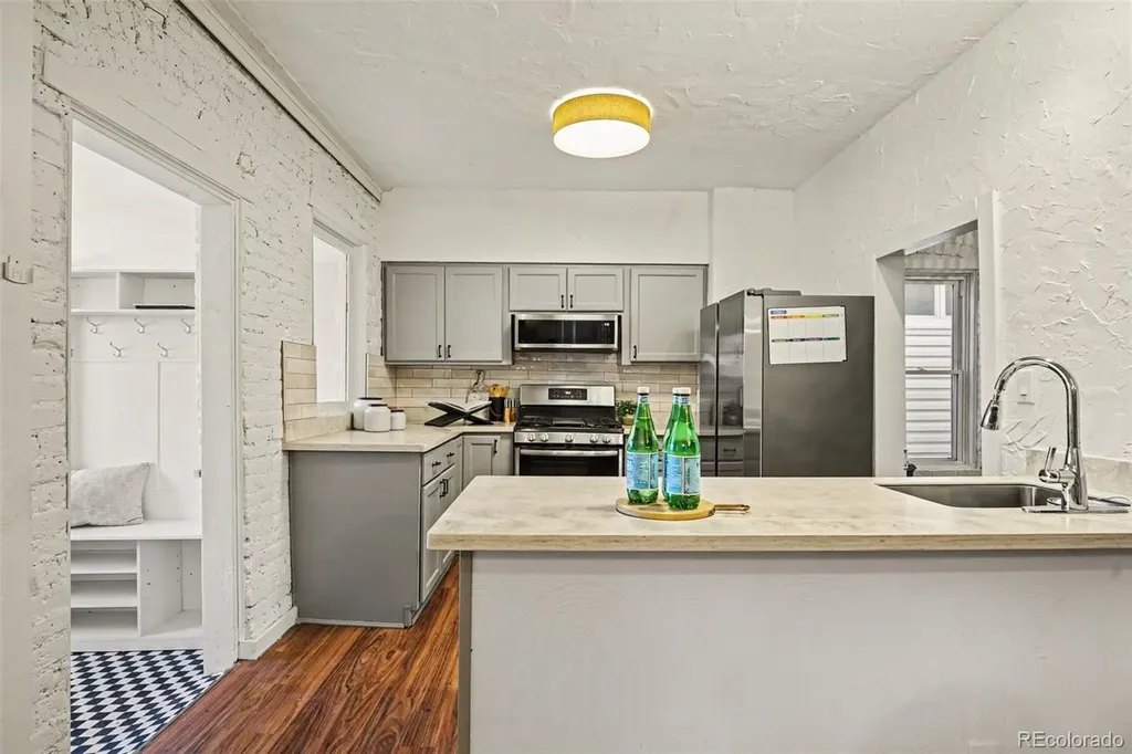 1209 S Pennsylvania Street Denver CO 80210