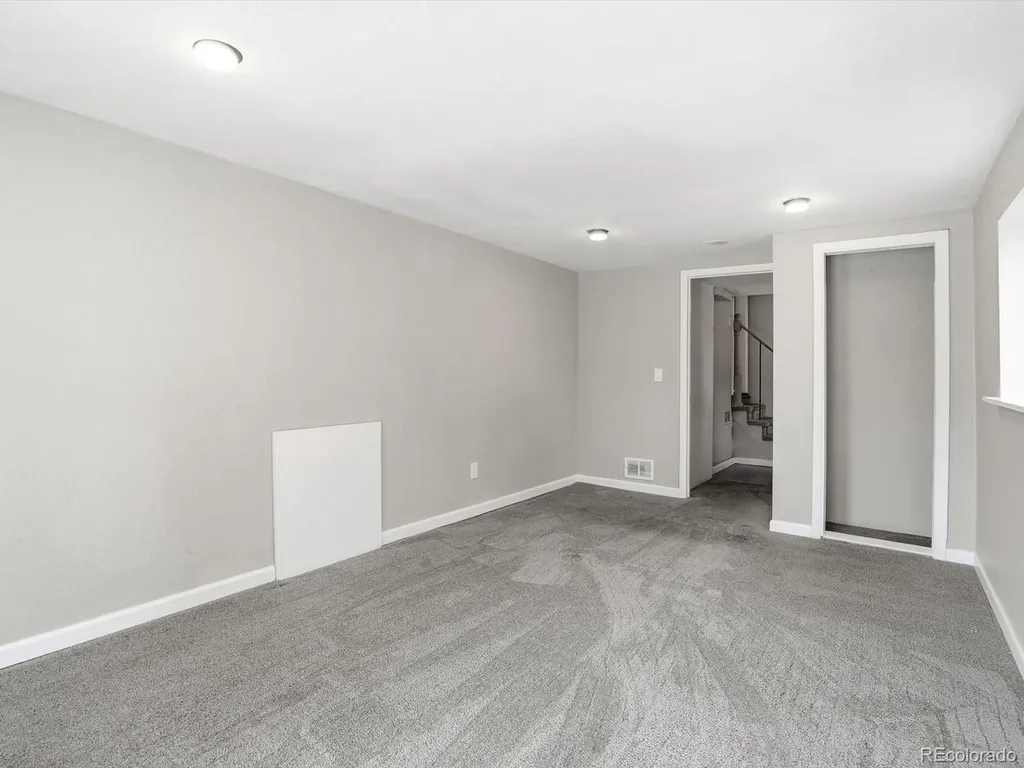 6831 Irving Street Denver CO 80221