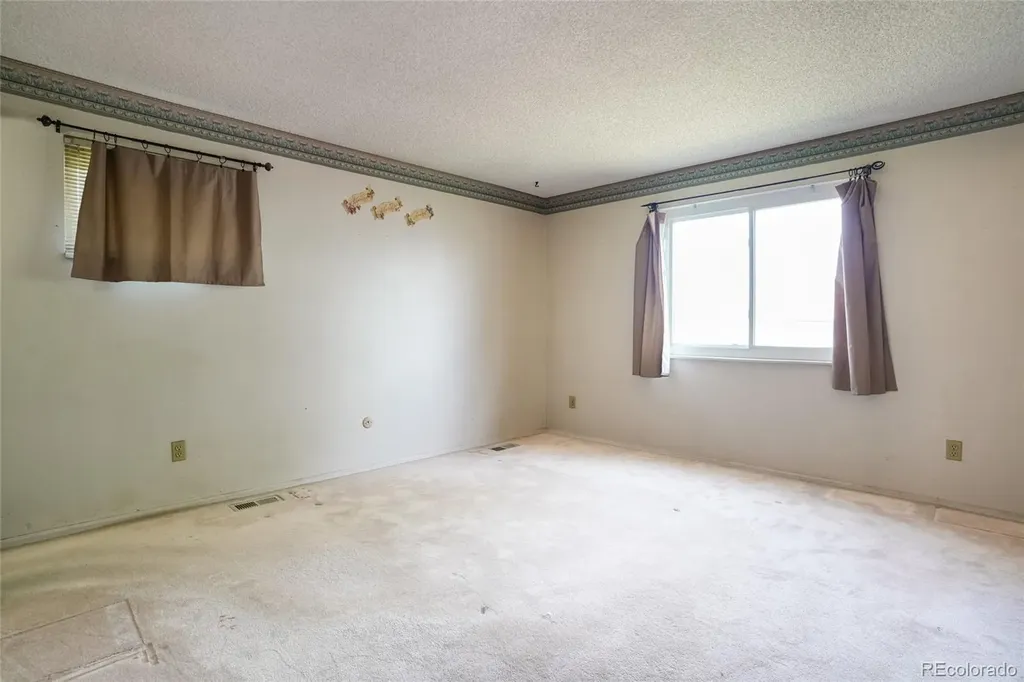 6180 S Garland Street Littleton CO 80123