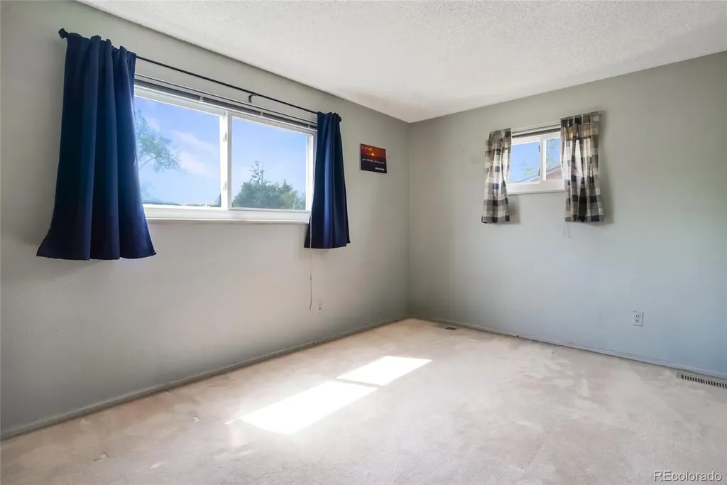 6180 S Garland Street Littleton CO 80123