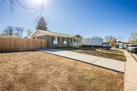 842 S Worchester Street Aurora CO 80012