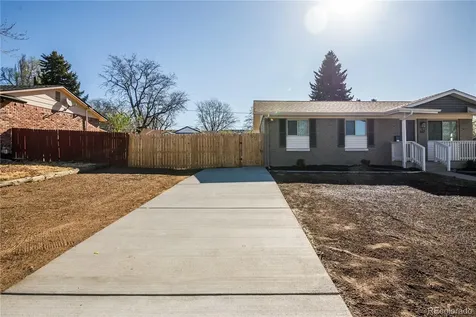 842 S Worchester Street Aurora CO 80012