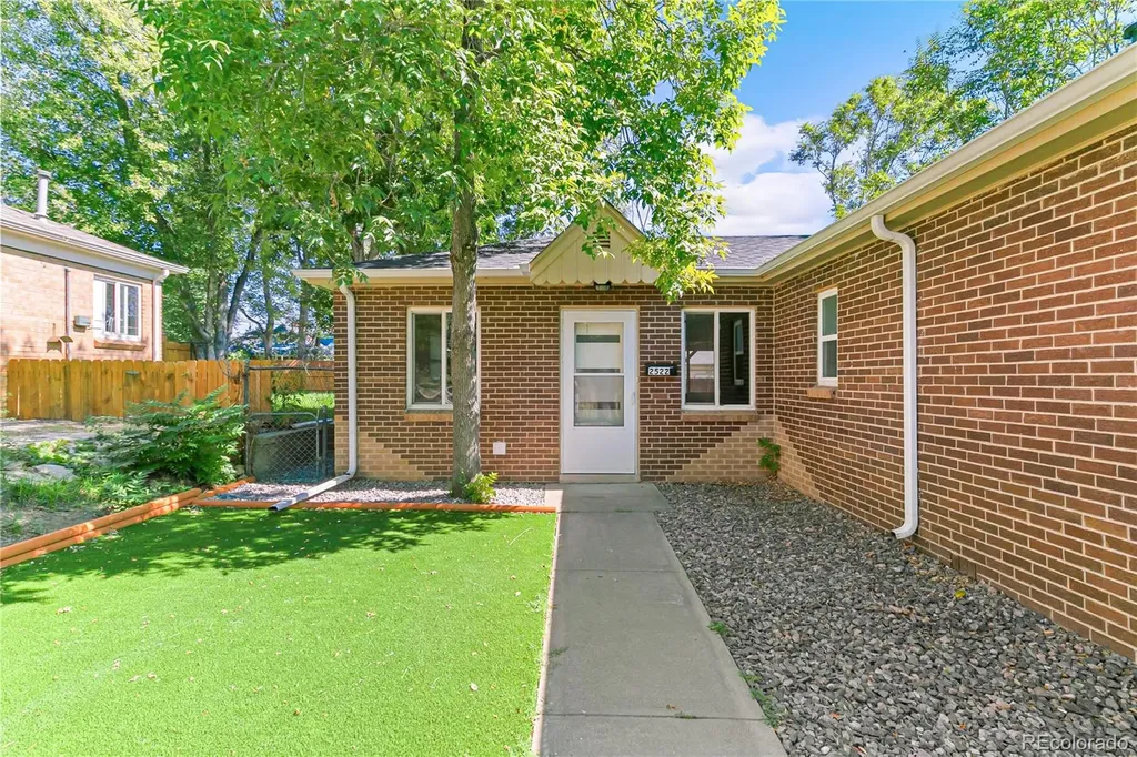 2520-2522 Yates Street Denver CO 80212
