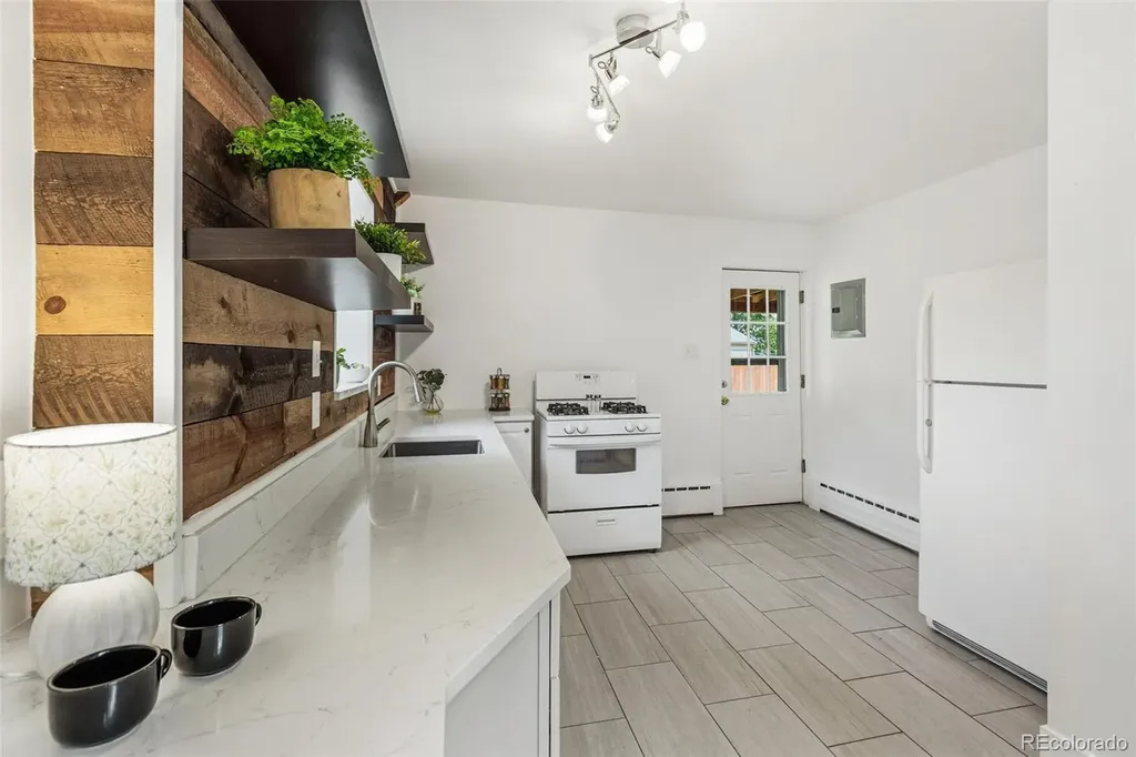 2520-2522 Yates Street Denver CO 80212