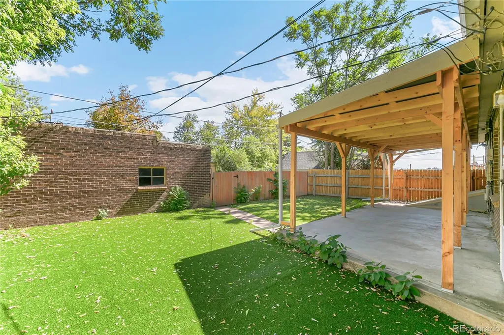 2520-2522 Yates Street Denver CO 80212
