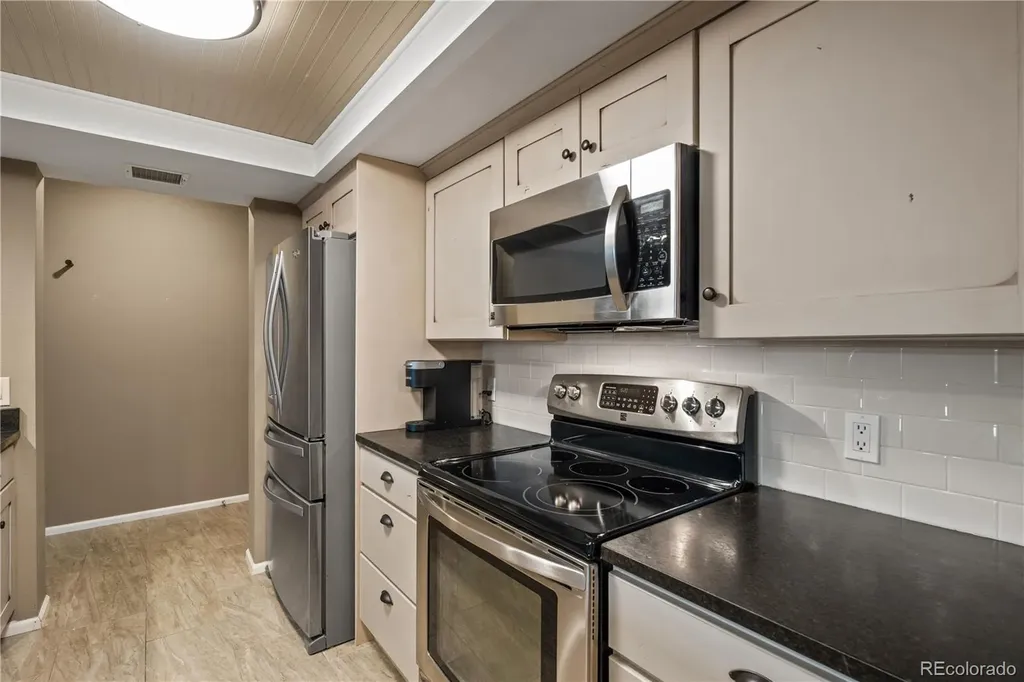 23702 Pondview Place Golden CO 80401