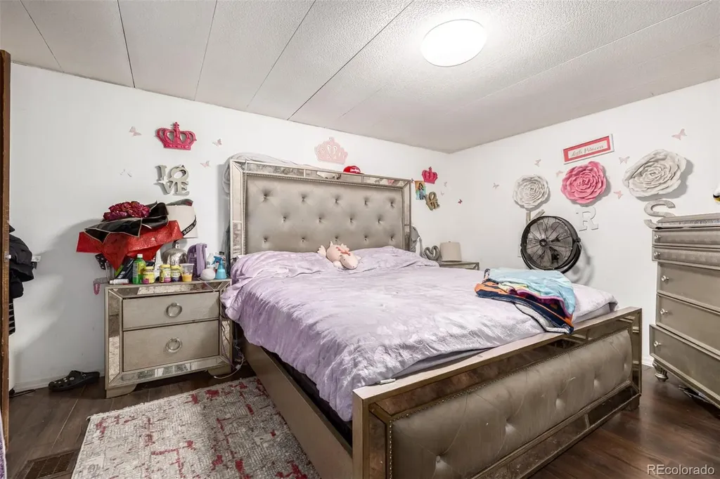 1809 Crystal Street Aurora CO 80011