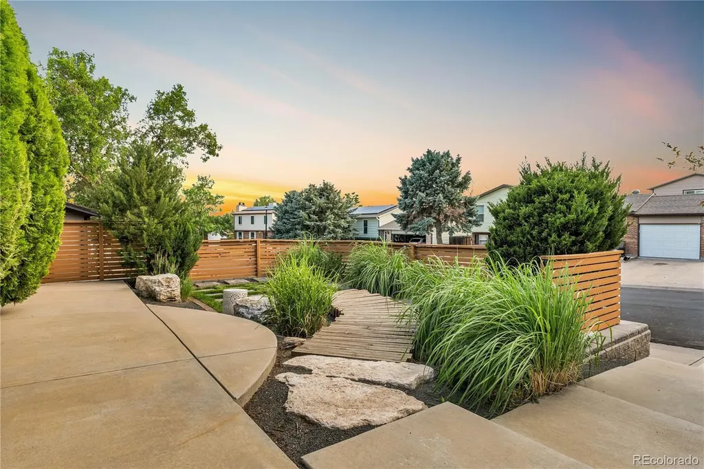 4321 E 109th Avenue Denver CO 80233