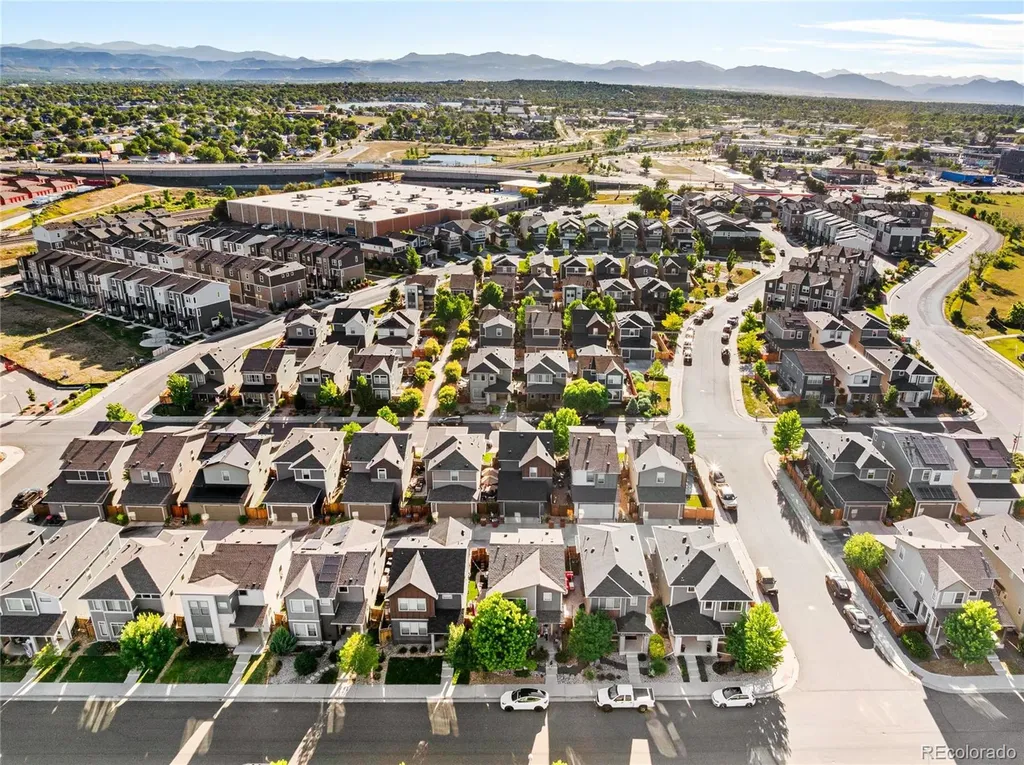 6893 Canosa Denver CO 80221