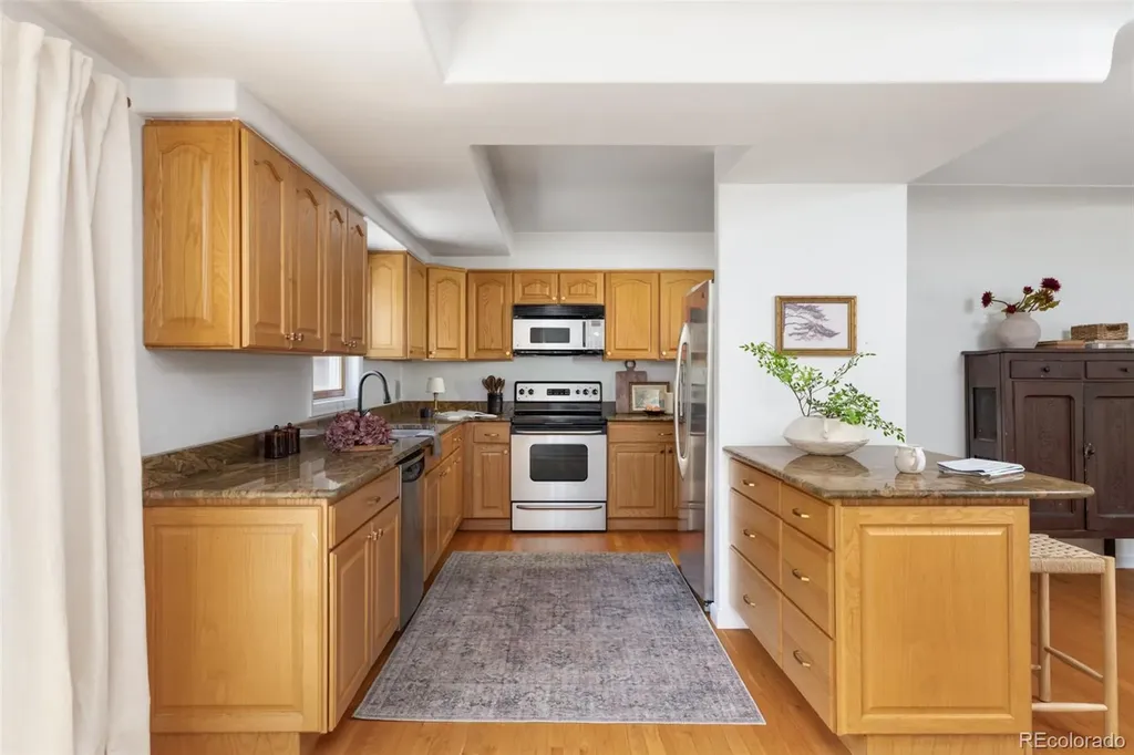 960 Garrison Street Denver CO 80215
